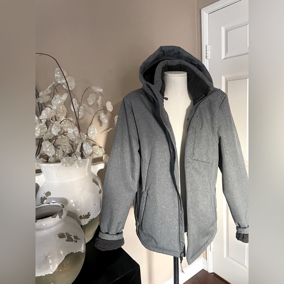 Champion hooded coat w/shearling - Picture 1 of 6